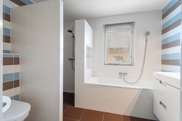 Medium property photo - Louis Paul Boonstraat 42, 1321 KC Almere